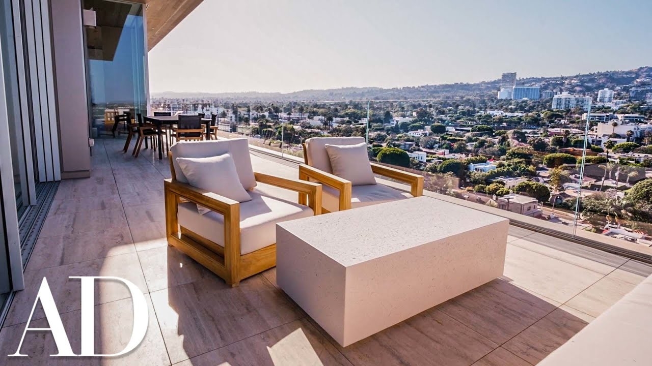 Egy 50.000.000 dolláros nyugat-hollywoodi penthouse belseje